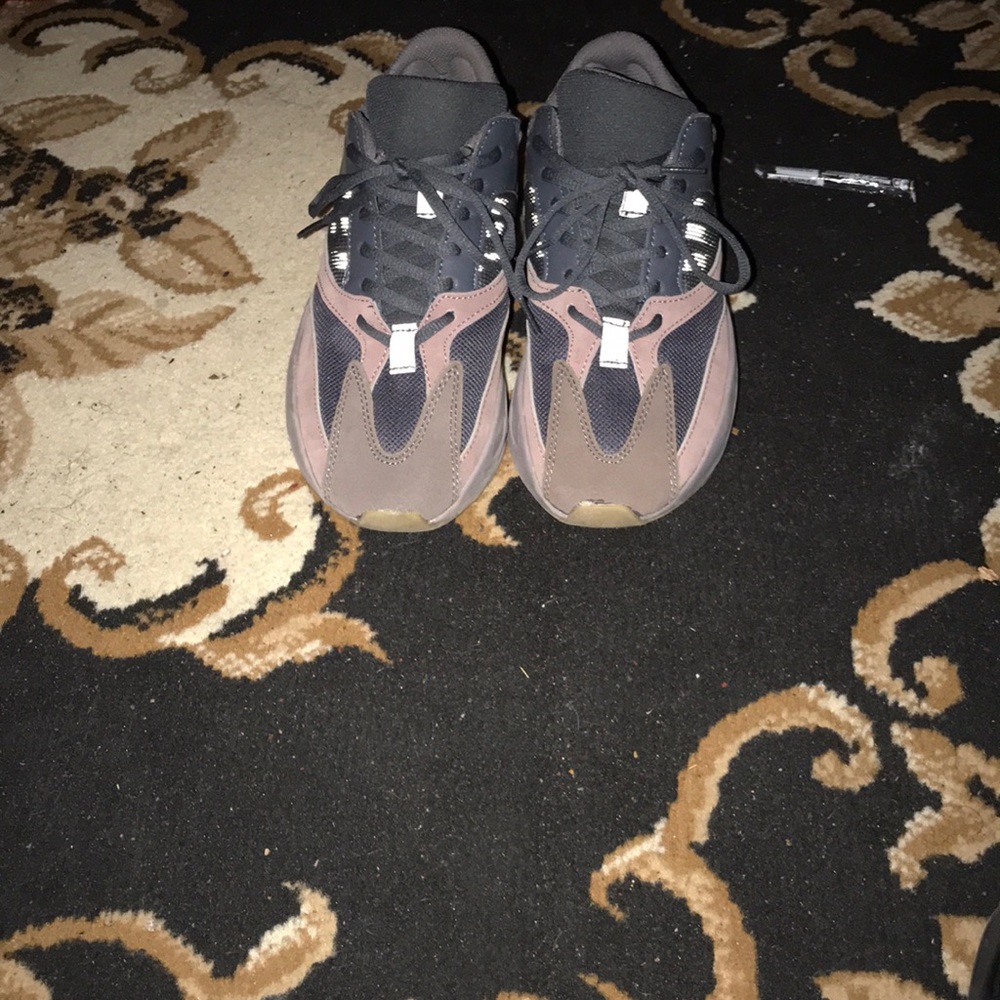 Yeezy shoes
